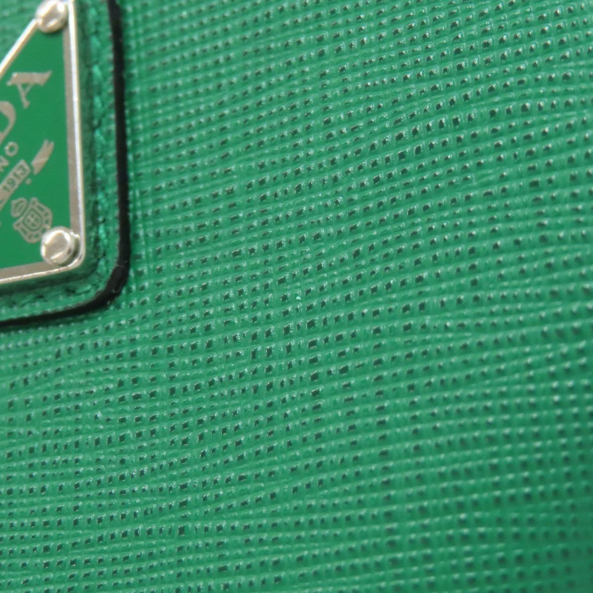 Prada Saffiano Card Case Green Leather Metal Fittings Ladies Used thumbnail 7