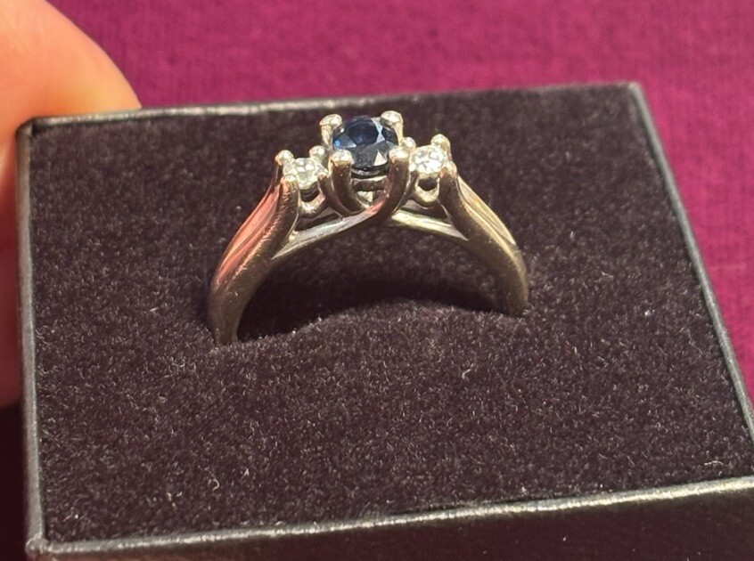 10K Solid White Gold Ring Featuring Two ~.05ct Di… - image 9