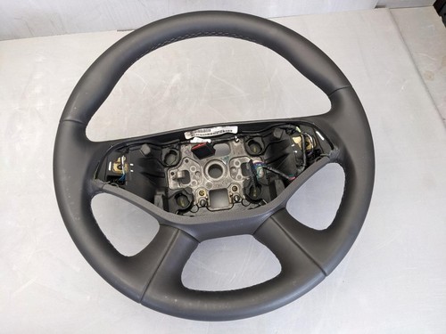 OEM 2014-2020 Chevrolet Impala Leather Steering Wheel Assembly 84237240 - Picture 10 of 21