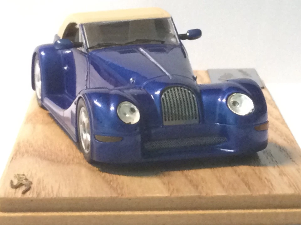 Spark 1:43 Morgan Aero 8 Closed Dark Blue Modell Nr: SPMN03 - Immagine 4 di 4