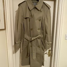 Men’s Burberry Kensington Heritage Trench Coat. Honey. 52 Regular.