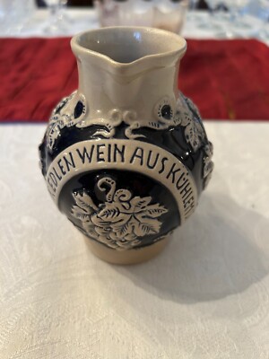German Pitcher Trink Edlen Wein Aus Kuhlem Stein 5  Tall Stone Jug