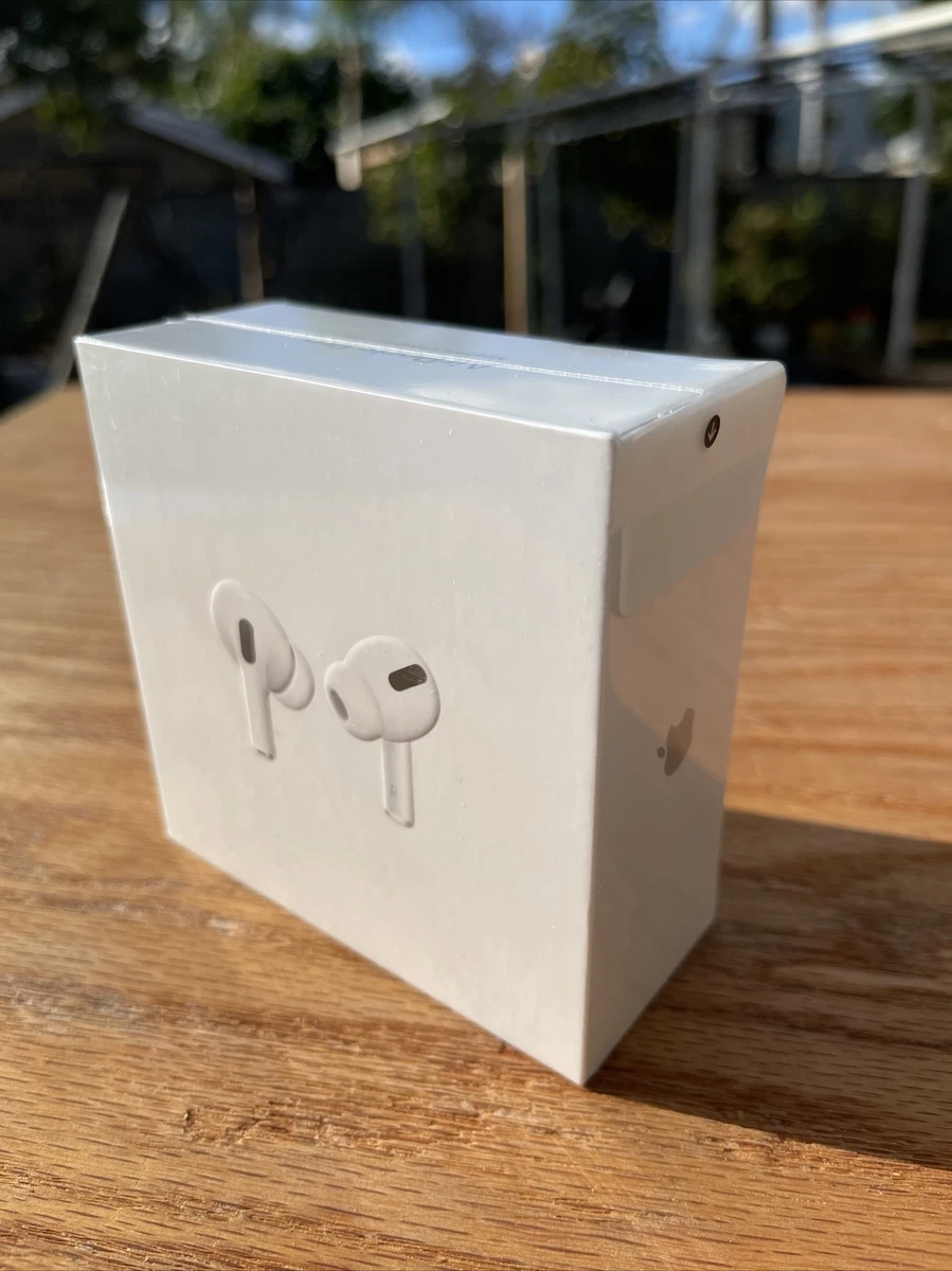 Apple AirPods Pro 1st gen (2021) - MagSafe Charging case