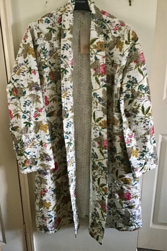 EAST COAT COTTON KANTHA STYLE MULTI COLOURED IVORY BACKGROUND SIZE M/L BNWT - Picture 11 of 21
