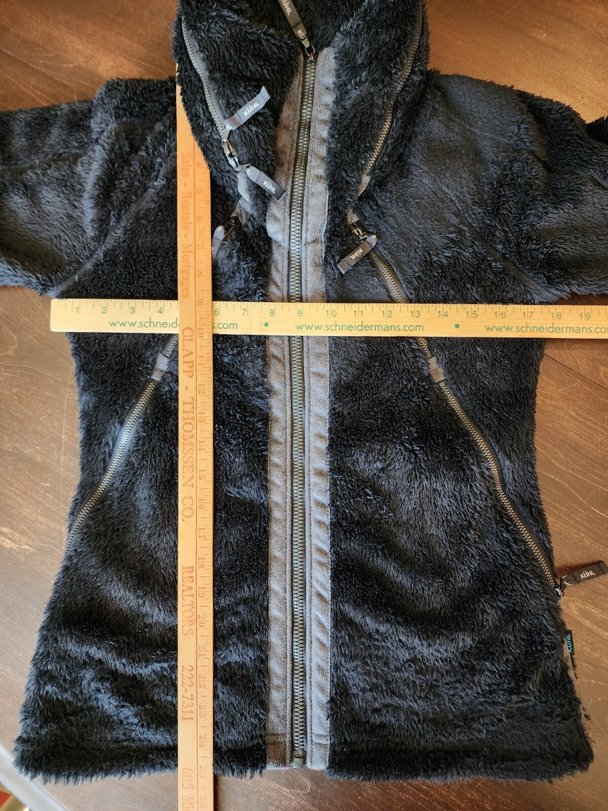Picture 3 of 6