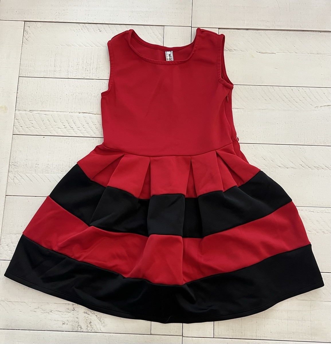Knit Works Girls Size 8 Halter Sleeveless Christmas Dress Striped Black/Red