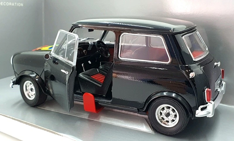 Solido 1/18 Scale Diecast 8305 - Mini Cooper S 1964 - Black - Image 2 of 4