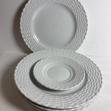 4 Tienshan Porcelain "WHITE WICKER" Plates 10.5 In & 1 /6.5 In Saucer