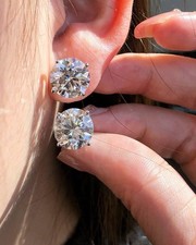 26,50 Ct. Runde Lab Created Diamant Ohrstecker in 14 Karat Weißgold zertifiziert
