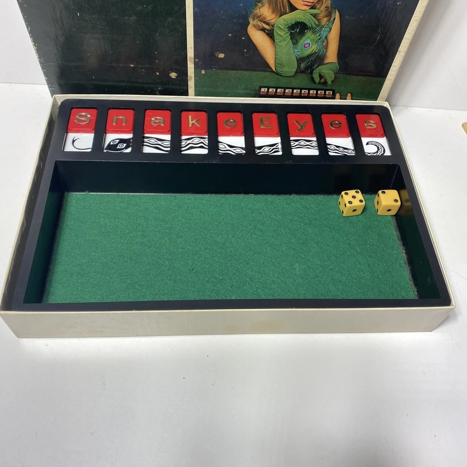 1968 SNAKE EYES A CASINO GAME COMPLETE SELCHOW & RIGHTER - Image 2 of 4