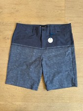 NEW WITH TAG  TRAVIS MATHEW CONVERTIBLE GOLF SHORTS MEN SIZE 38 CASUAL