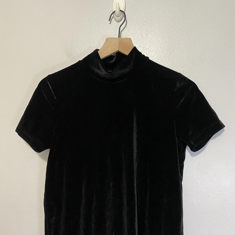 Vestido Madewell Negro Terciopelo Cuello Simulado Manga Corta Elástico Talla XS Foto 2 de 4