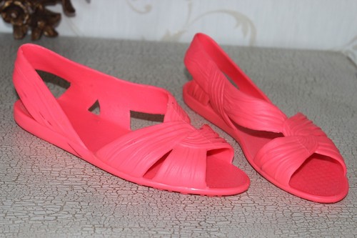 Cerise Pink Soft Rubber Ladies Summer Sandals Flats Shoes size 6 | eBay