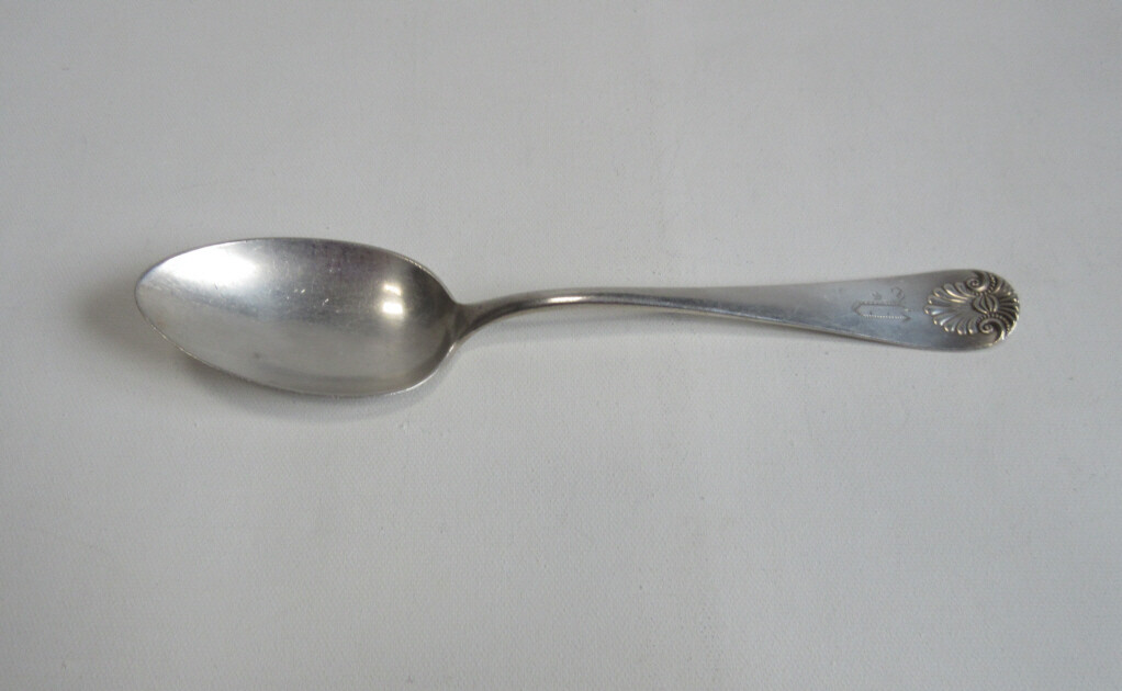 Towle.MFG.Co Pat.1889 12 oz. Silver Plate Serving Spoon Shell II ...