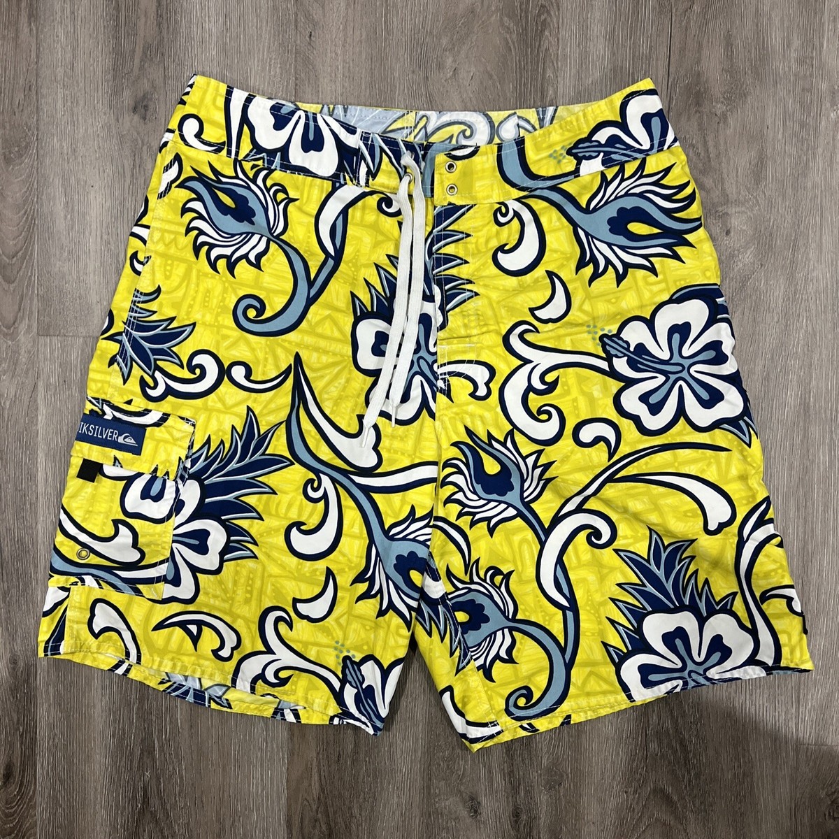 VTG 90s y2k Quiksilver Yellow Floral Surf MADE IN USA Cargo 32 Board Shorts  Swim