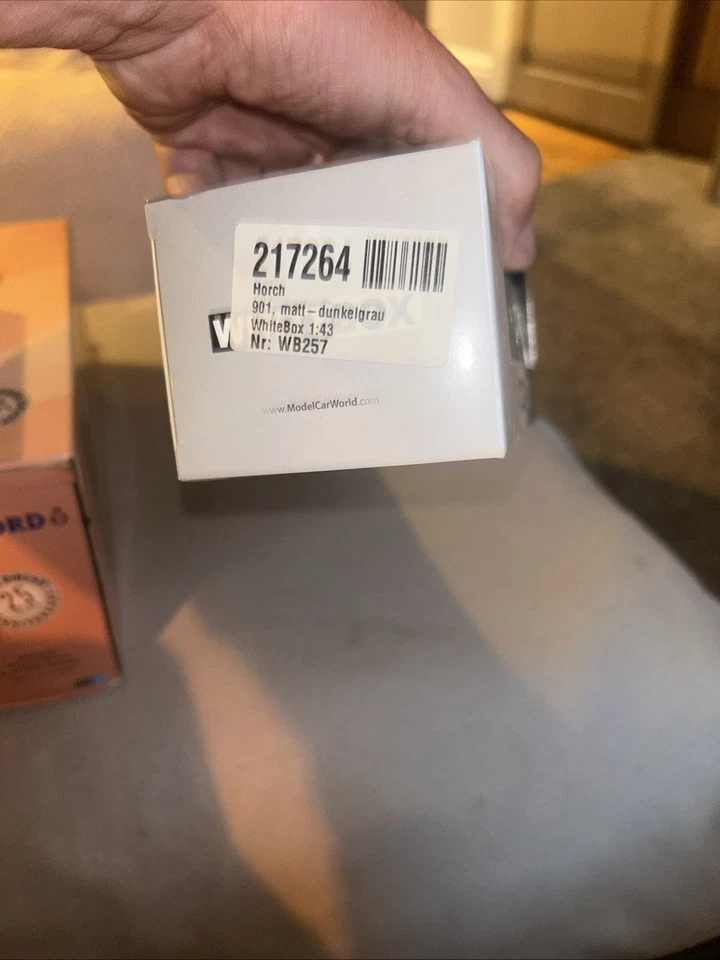 RARE WHITE BOX 1:43 HORCH 901 1937 MATT DARK GREY - 1 OF 1000 PCS  WB257 - Image 4 of 4