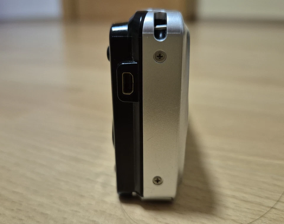 Rollei Powerflex 440 Compact Digitalkamera  14,0MP in Silber  - Bild 4 von 4