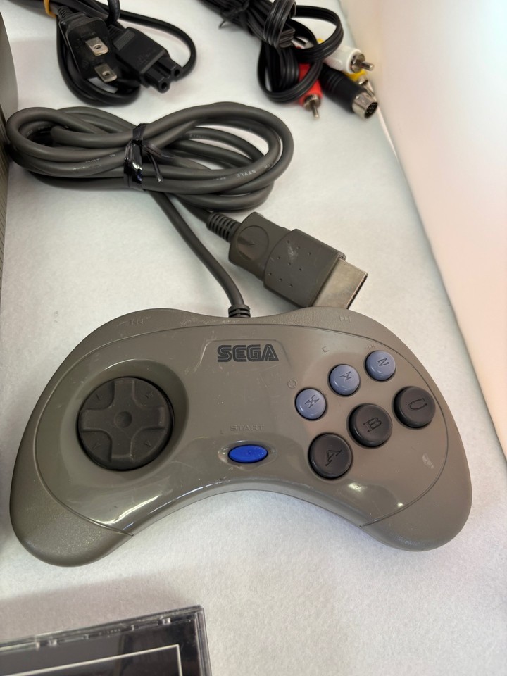 Console Sega Saturn HST-3210 Grigia NTSC-J - Funzionante Con Controller E Scatola