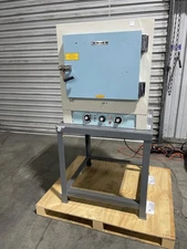 BLUE M 0V-18A STABIL-THERM GRAVITY LAB OVEN