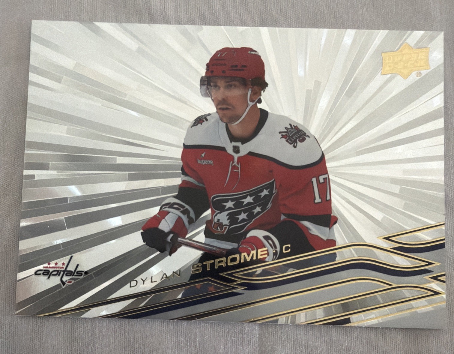 2026-27 Upper Deck Series 1 Outburst Dylan Strome 189