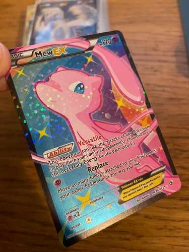 ¡Tarjeta Pokémon Mew EX (RC24/RC25) Legendary Treasures Full Art Radiant Collection! - Imagen 3 de 4