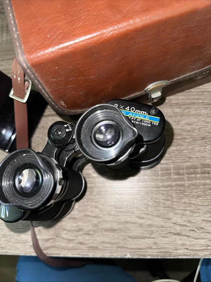Tasco Binoculars World Class Multi Coated 8X40mm wide Angle 422Z Mint Condition - Image 3 of 3