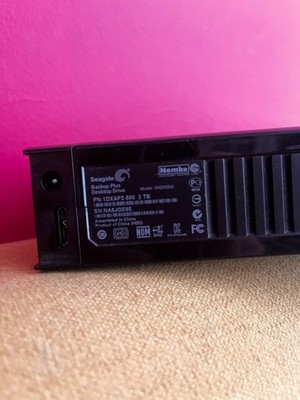 Seagate Backup Plus 2TB Desktop Externe Festplatte USB 3.0 - gewischt + Kabel