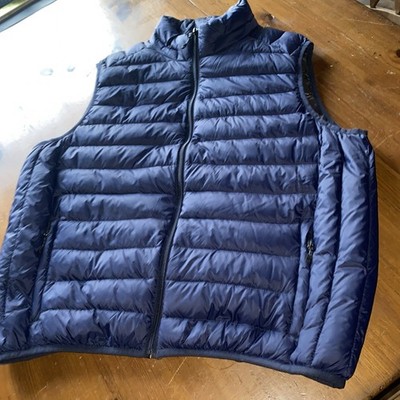 Saks Fifth Avenue Men s Vest XL/TG Navy Blue 90% duck down, 10% feather filling