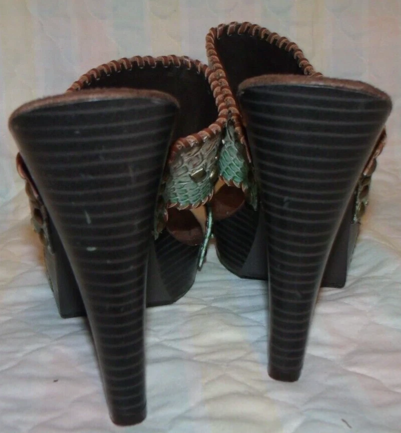 Zapato Amanda Smith Verde Cuero Tachonado Tirantes Plataforma Tacón Bloque Talla 10M Foto 3 de 4