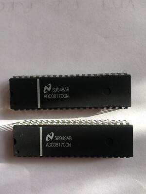 Analog Digital Wandler ADC817CCN 40 Pin Dip von NSC 2 Stück pro Verkauf B4