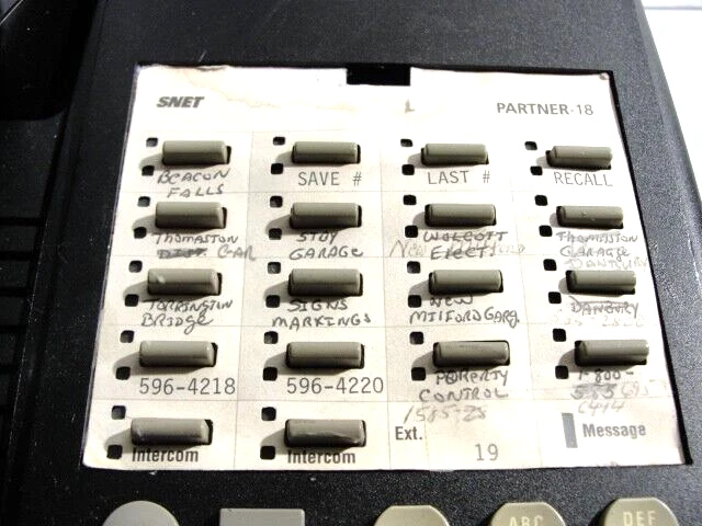Lucent SNET 7311H13D-003 Business Office / Home Phone & Handset Fully Sanitized - Image 2 of 4