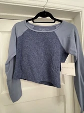 NWT Beyond Yoga Sz S LS Workout Crop Top Base Layer Yoga Workout Blue Colorblock
