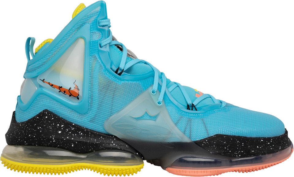 Nike LeBron 19 Christmas for Sale | Authenticity Guaranteed | eBay