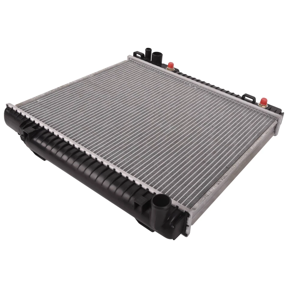 Radiator Fits For Mercedes-Benz 300SD 1984 1985 300D 300CD 300TD 1985 1265003503 - Image 2 of 4