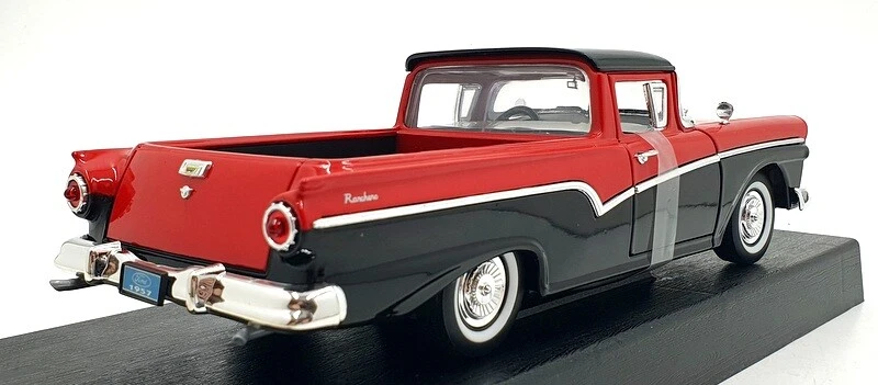 Road Legends 1/18 Scale Diecast 92208 - 1957 Ford Ranchero - Red/Black - Image 2 of 4