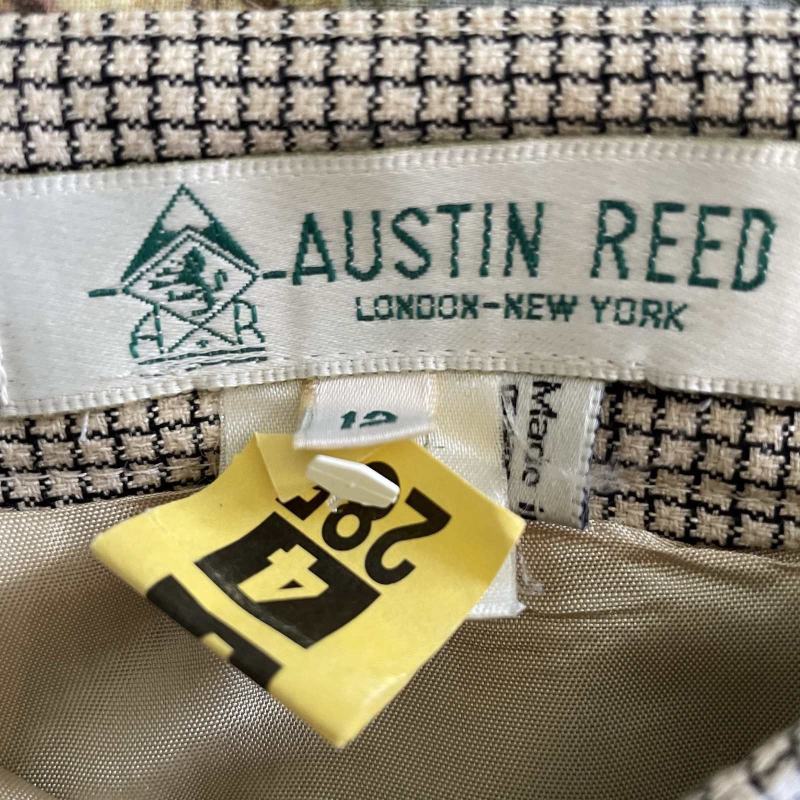 Vintage!Austin Reed Women Size 12 Silk/Wool Beige Black Check Pencil Lined Skirt