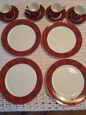 Set Of 4 Plates, 4 Cups, 4 Saucers Holiday Plates In Plaid Centurion Collection