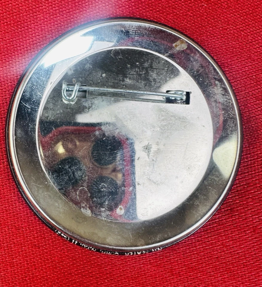 Vintage Lucky Strikes Again Cigarette Tobacco Advertising Pinback Button Pin 2.5 - Image 3 of 4