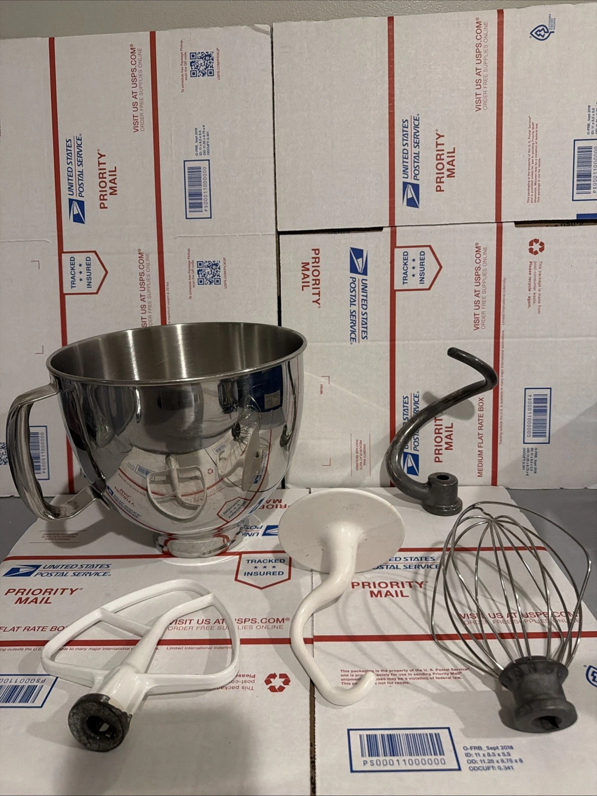 Kitchen Aid Mixer Bowl 5 QUART Stainless Steel With Attachments KSM150