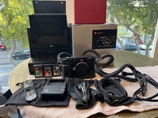 Fotocamera Leica M10 con scatola originale, 3 batterie, grip 24018, custodia Arte di Mano