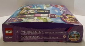 NEW & SEALED LEGO 41094 FRIENDS HEARTLAKE LIGHTHOUSE / KATE / STEPHANIE RETIRED