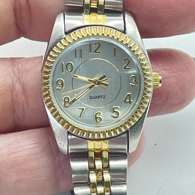 Quartz Watch Womens Two Tone Silver Gold Fluted Bezel Japan PC21 WS37B Movement
