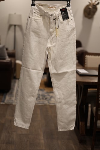 Levi Premium 80's Mom Jeans NWT