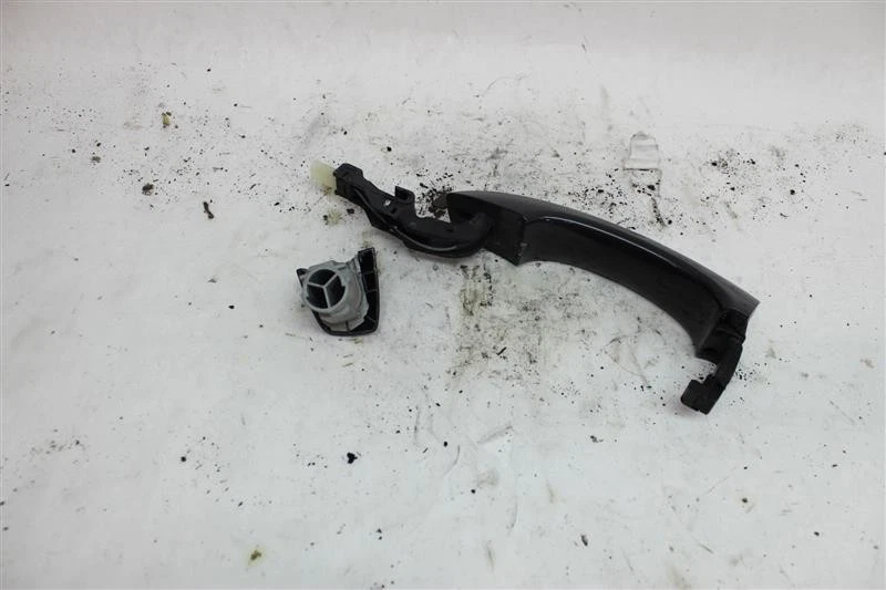 Used Front Right Exterior Door Handle fits: 2012 Audi A6 assembly w/o central lo - Изображение 2 из 4