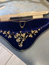15ct gold pearl and diamond Floral seed motif necklace