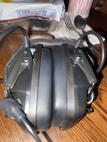 Electronic Shooting Earmuffs - Howard Leight Impact Sport, x2 - $60 (SEATTLE) - Picture 5 of 10