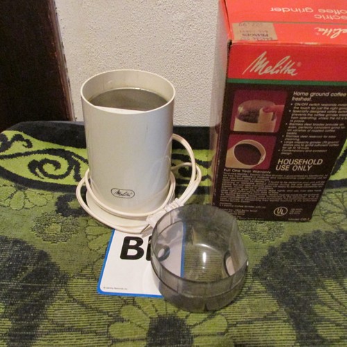 * Your Choice of Vintage Coffee/ Spice Grinders. Varco (France), Melitta (H.K.) - Picture 2 of 6