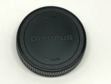 Olympus LR-1 Plastic Twist-On Rear Lens Cap for E-System Zuiko D-SLR lenses OEM