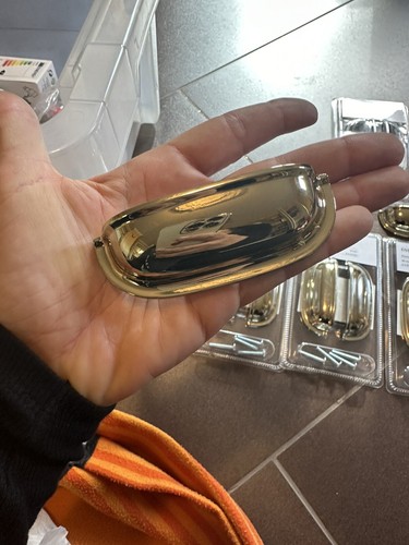 ENERYDA 2 Stück Gold Muldengriff, messingfarben, 89 mm Ikea - Bild 3 von 4
