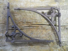 2 Cast Iron Antique Style LARGE Art Deco Brackets, Garden Braces Shelf Bracket 